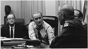 Vice President Hubert Humphrey, President Lyndon Johnson and General Creighton Abrams in a Cabinet Room meeting on March 27, 1968. (Photo credit: National Archive)