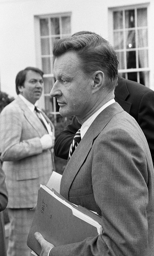 Zbigniew Brzezinski at a meeting with congressional leaders about the SALT talks in 1977. (Library of Congress)